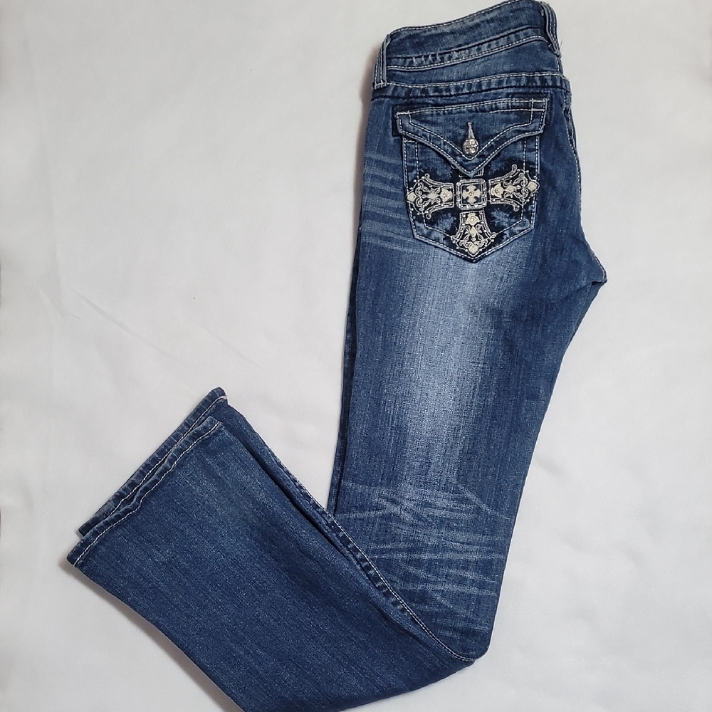 Miss Me Bootcut Jeans with Embroidered Pockets